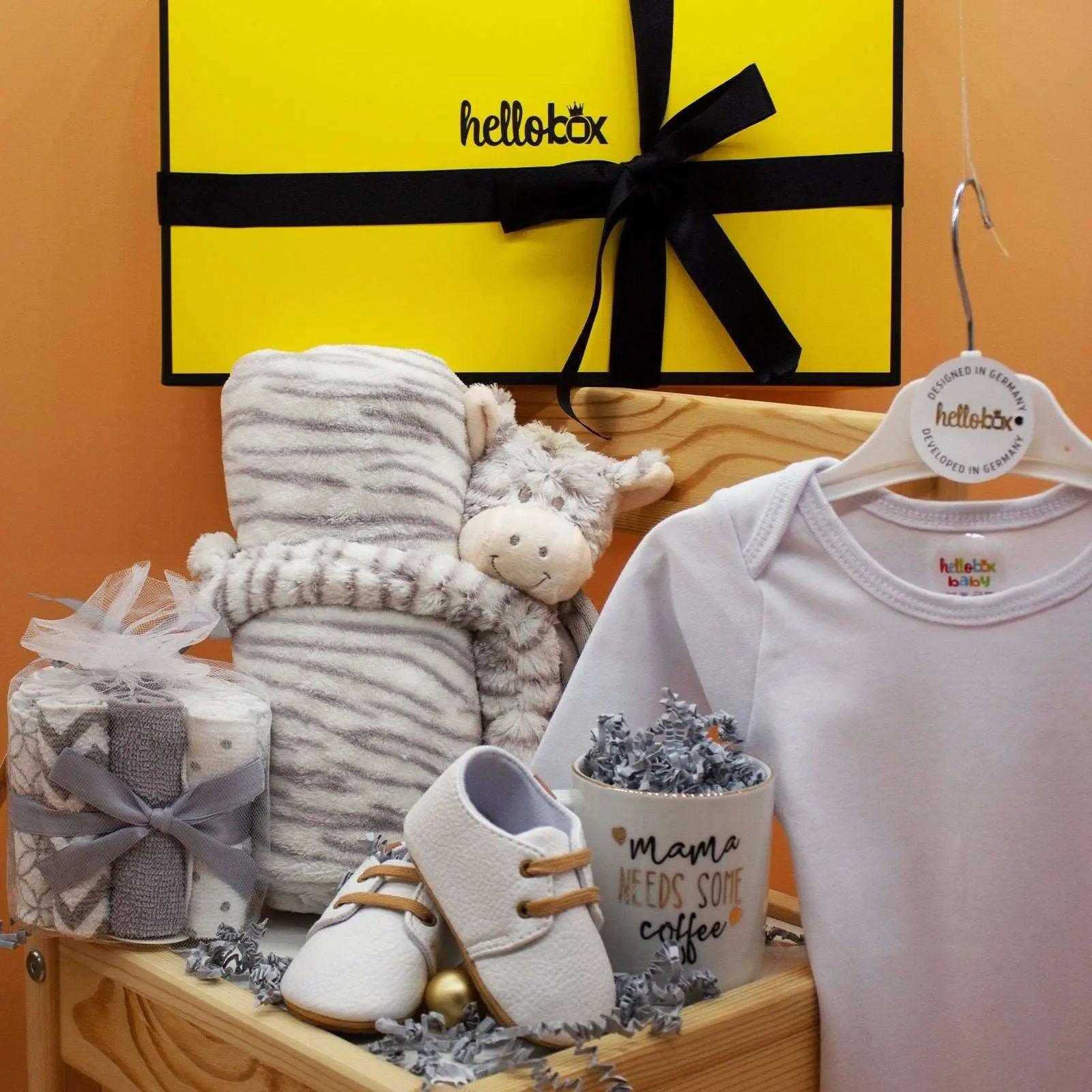 Presentbox till nyfödd – 17-delars set i vitt med babyfilt & gosedjur (flicka/pojke)-1